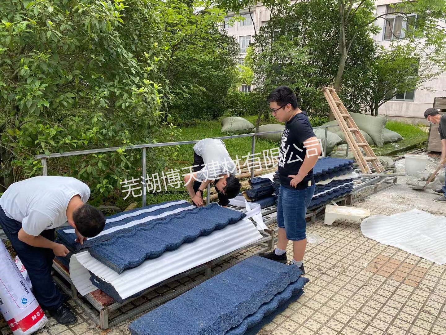 彩石金屬瓦尺寸厚度是多少？